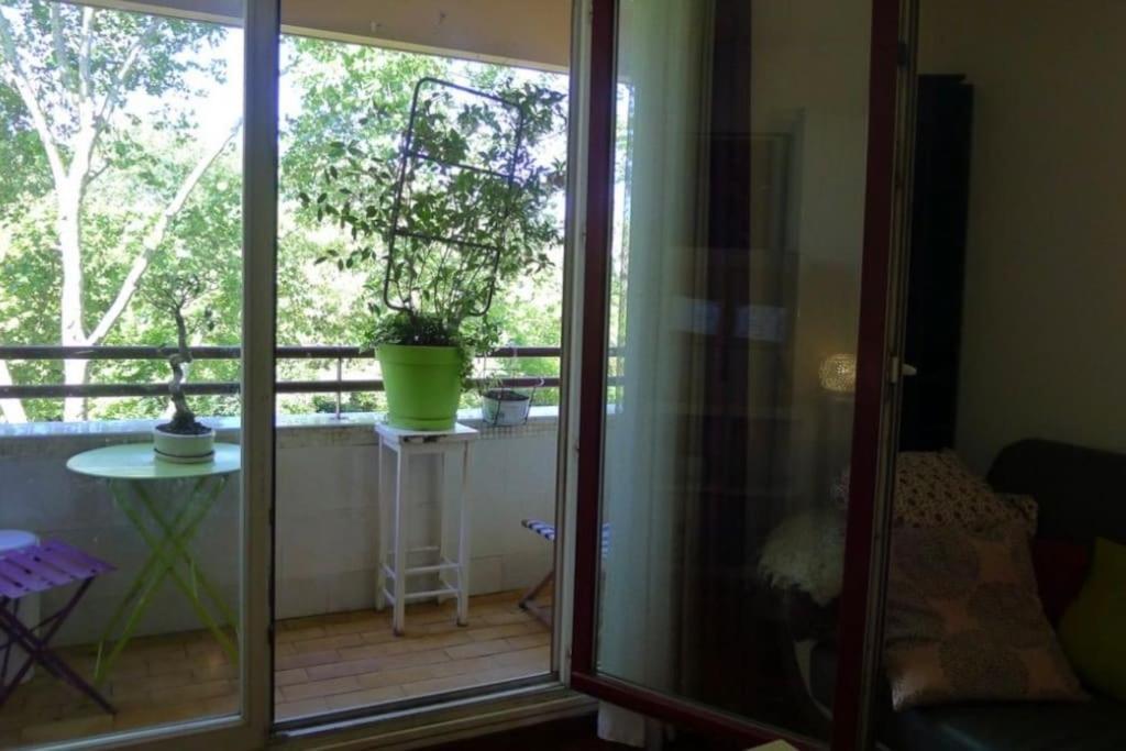 Apartament F3 Avec Balcon 5 Min Gare Sqy Et Parking Gratuit Guyancourt Zewnętrze zdjęcie